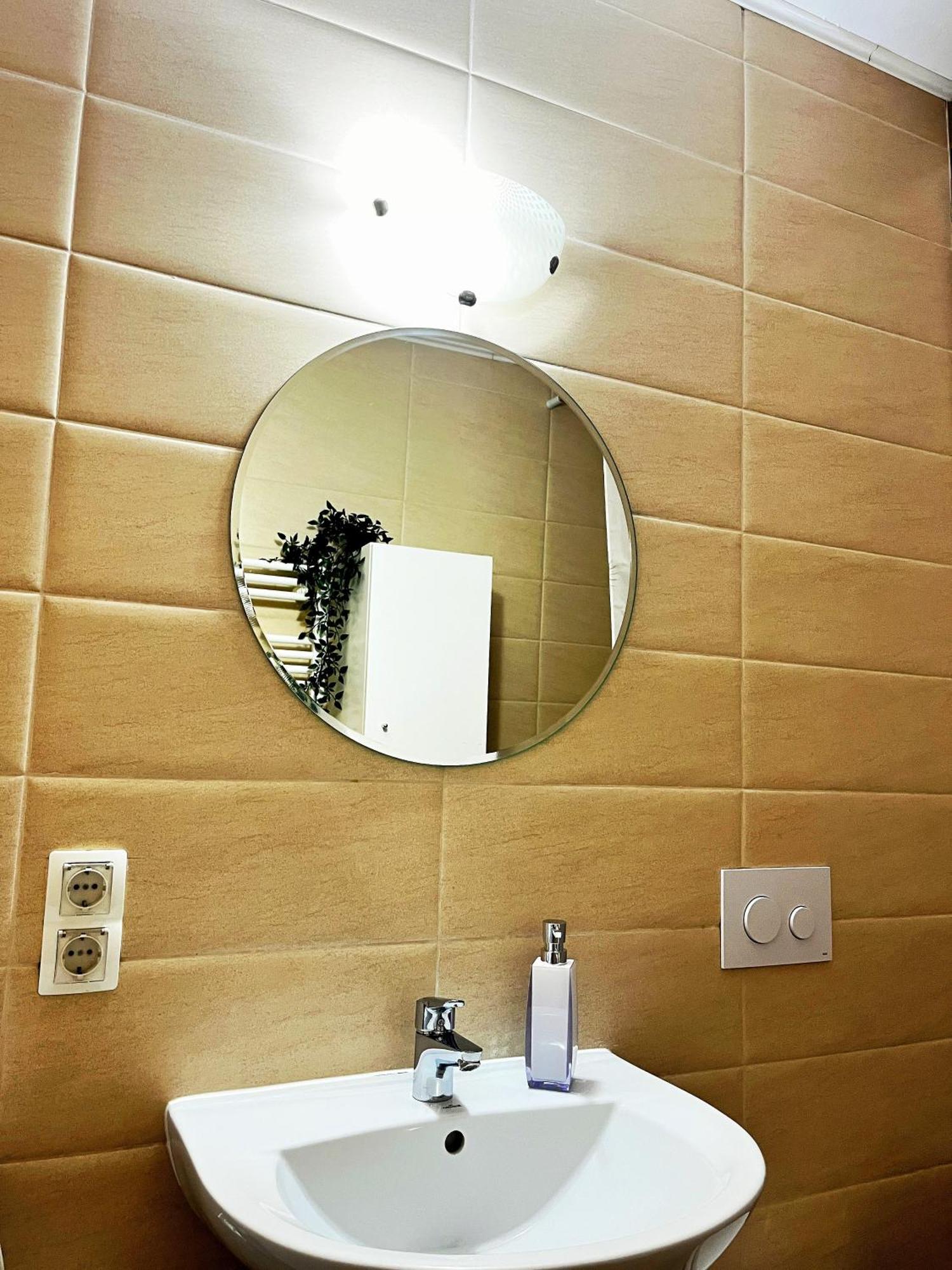 Mirandis Apartments - Comfort & Private Parking Near Coresi Mall ブラショフ エクステリア 写真